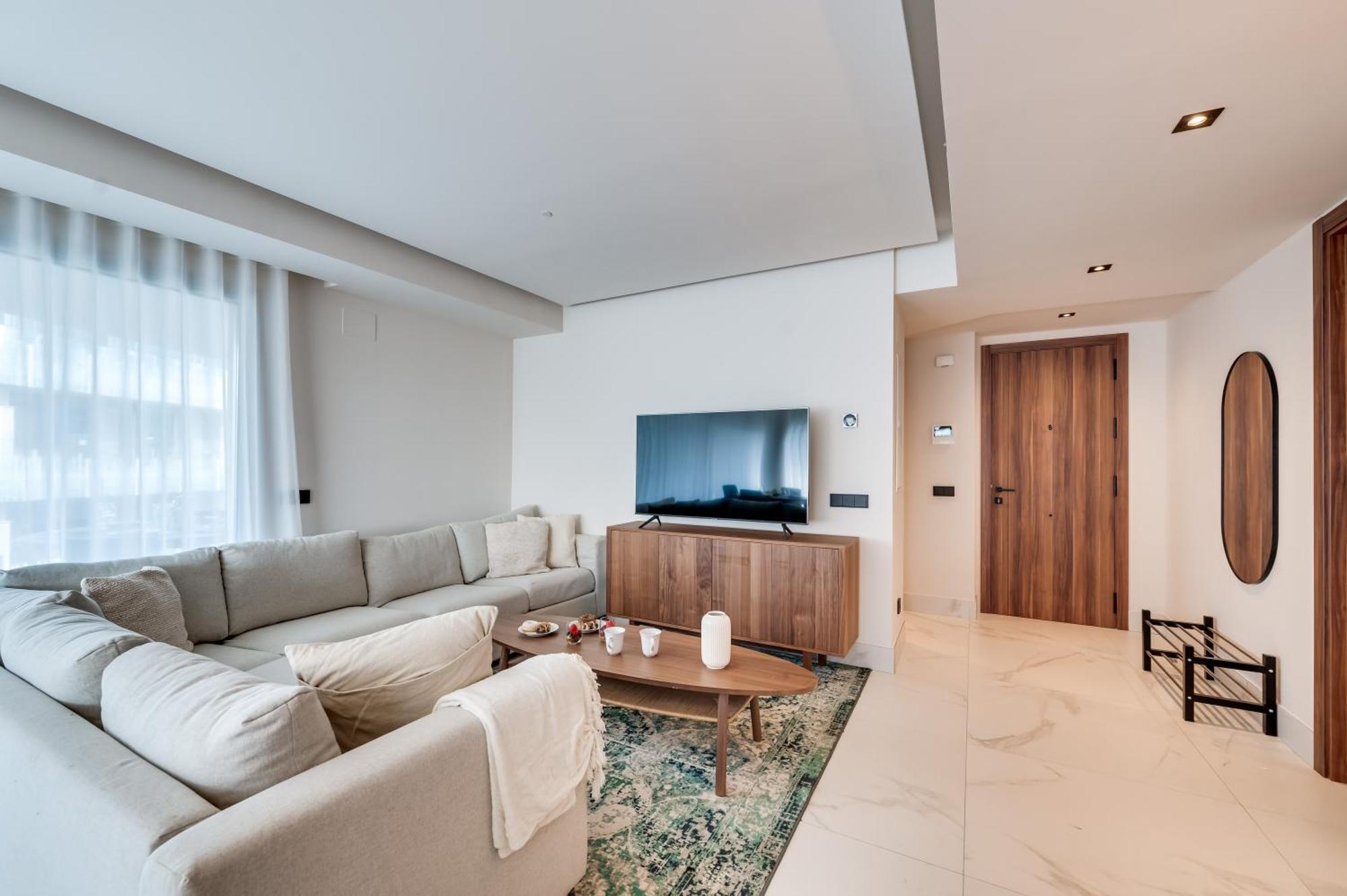 Newly Built 3 Bdrm Luxury Close To The
